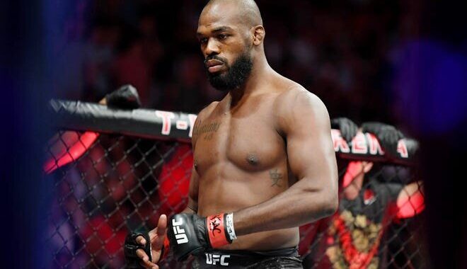 Jon jones renuncia a su titulo (1)