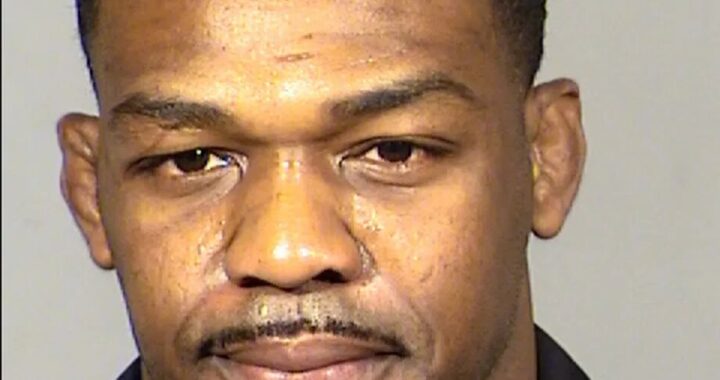 Jones arrestado