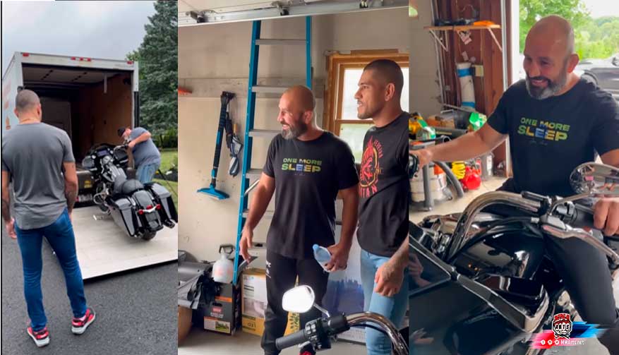 alex-pereira-le-regala-moto-a-glover-teixeira-UFC