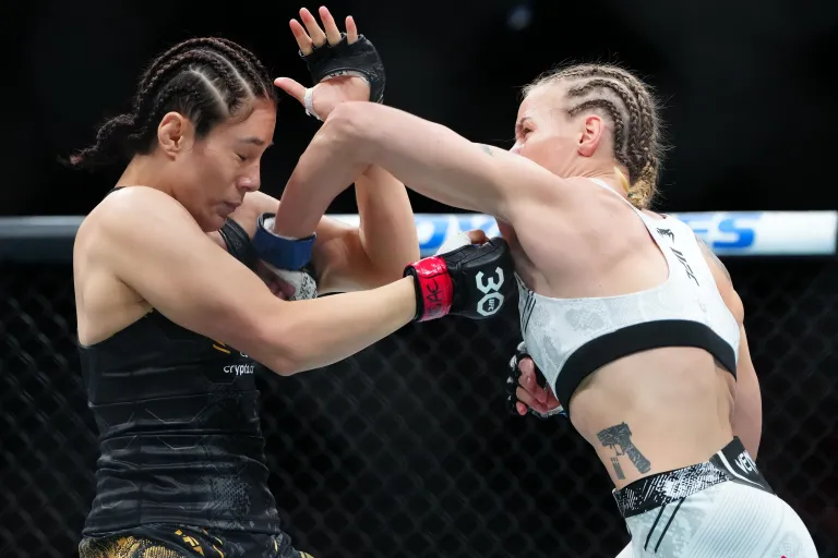 Alexa-Grasso-vs.-Valentina-Shevchenko-Noche-UFC-127