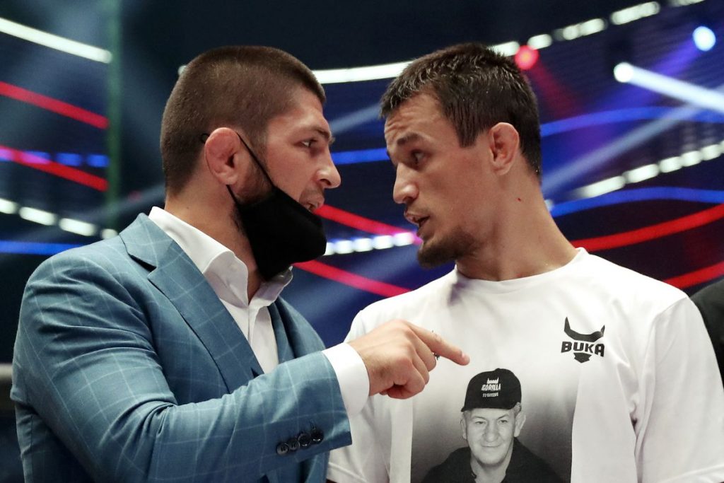 khabib nurmagomedov y usman nurmagomedov bellator 300 suspensión