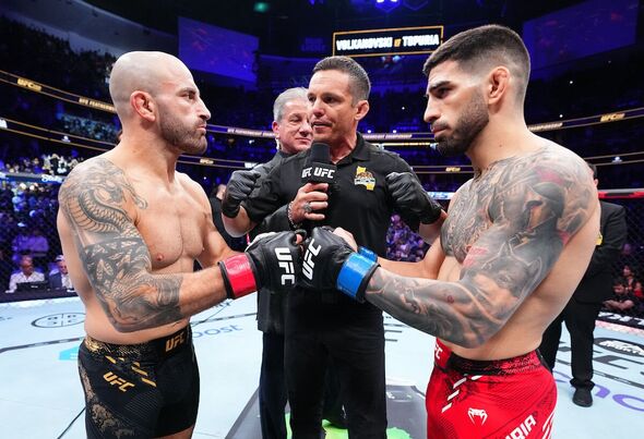 ilia touria vs alexander volkanovski